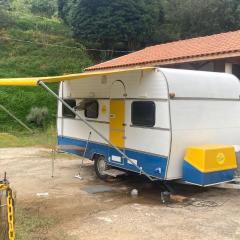 Trailer em Maresias com Piscina