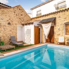 Cozy Home In El Colmenar With Outdoor Swimming Pool