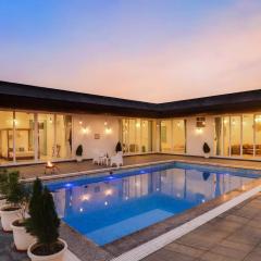 StayVista's Kundan Van - Pet-Friendly Villa with Sprawling Lawn, Outdoor Pool