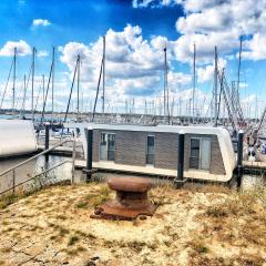 Schwimmendes Ferienhaus Heimathafen