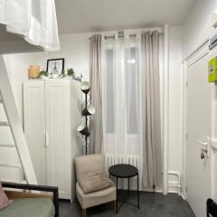 Cozy studio in Paris 15eme