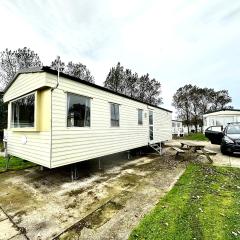 Goldflinch - 3 bedroom (8 birth) caravan Sand Le Mere