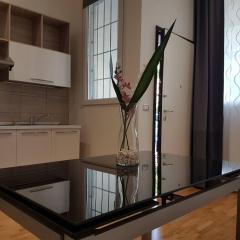 DOMUS IRNERIO I tassa di soggiorno inclusa nel prezzo I