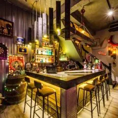 墾丁恆春包棟IG kenting Sleep inn 住宿I包棟IKTVI烤肉I麻將I桌遊I調酒吧I IG官網私密預約包棟兩天,送調酒!