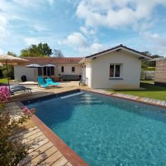 Mimizan Jolie maison moderne avec piscine chauffée 4 Ch et jardin
