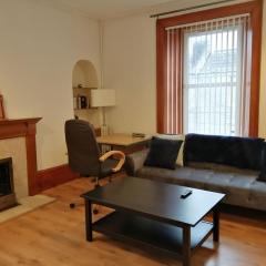 Stylish one bed flat with private parking