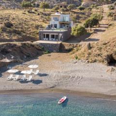 Beachfront Studio Kyma East ~ Crete's Hidden Gem