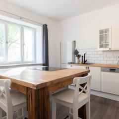 Urige Wohnung mit zwei Betten und genialer Küche