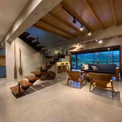 Casa com Piscina, Rede Suspensa e Praia Privativa