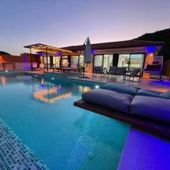 Villa Dublin / Kalkan