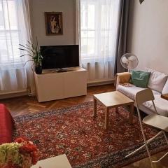 Cozy studio in central Budapest near ruined bars
