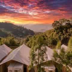 山上種樹 l 苗栗豪華懶人露營Glamping l 柴燒泡湯 l 可包區森林系狩獵帳 l 牛樟森林休閒農場