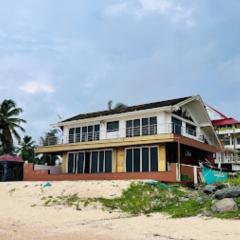 Alvin's Beach Villa,Shasihithlu