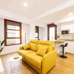 Apartamentos turísticos Plaza sevillano , by CartagenaSpain