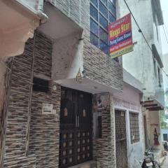 RINGOSTAR PAYING GUEST HOUSE & ROOF TOP RESTAURENT
