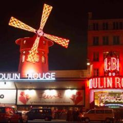 Paris Sacré Coeur Montmartre et Tour Eiffel, 8 people,