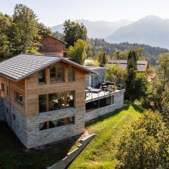 Résidence moderne avec jacuzzi