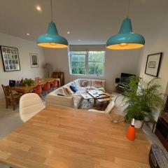Beautiful 3 Bed in Leafy Hampstead