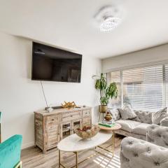 Pet-Friendly Los Angeles Townhome with Smart TVs!
