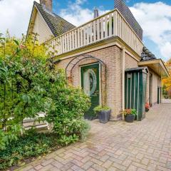 Homely Apartment in Noordwolde with Balcony