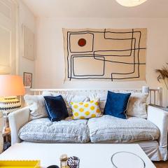 Colourful and Cosy Home in De Beauvoir Town