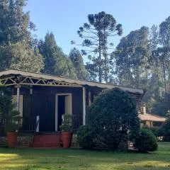 CASA EM CONDOMÍNIO