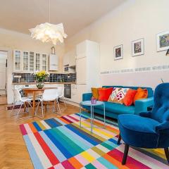 Playful 2-Bedroom Apartment in the Center