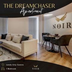 NOIR - Leeds City Centre Apartment