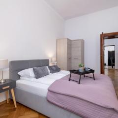 Spacious, 2 Bedrooms Apartment Cracow City Centre by Renters