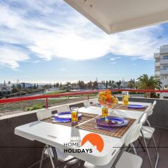 #193 Luxury Ocean View by Home Holidays