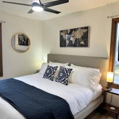 Capital Suite on 6th Street - King Bed / Downtown!