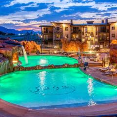 Sage Creek E3 in Moab with Private Hot Tub and Community Pool