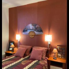 Belle appartement chaleureux à 2 mn à pied du tramway.