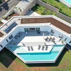 Luxury Villa Blue with a pool