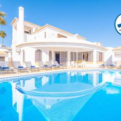 Villa Molucas by Algarve Vacation