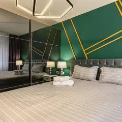 Blue Moon Apartments