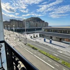 Apartamento frente al Kursaal y la playa