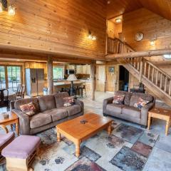 Keystone Lodge - Private Log Home