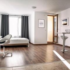 New White Studio F next to Forest the Gondola