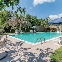 2 Bedroom Nice Apartment In Sovana