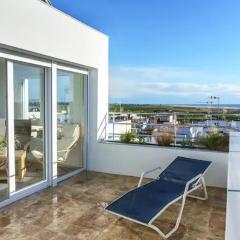 Apartamento con Terraza Vistas al Mar.