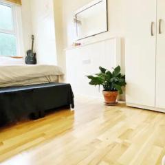 Homestay in the City of London - Clapham Junction