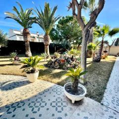 Magnifique villa a San Juan Mutchavista playa