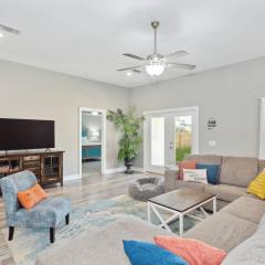 1977 Esplanade St