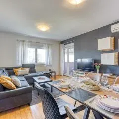 Apartment Dea - Three Bedroom Apartment