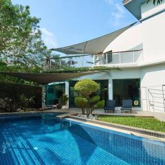 Private Pool Villa Near Naiharn Beach (YPV1)