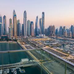 FIRST CLASS 3BR with Dubai Marina & Palm View