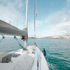 Stay in a Boat - Algarve (Blue Pearl)