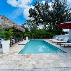Sarasota Paradise Home near Siesta Key Beach and IMG Academy
