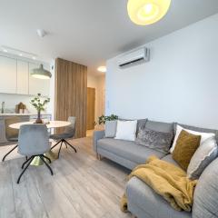 Krakowska Oaza Komfortu - Apartament Premium z Garażem